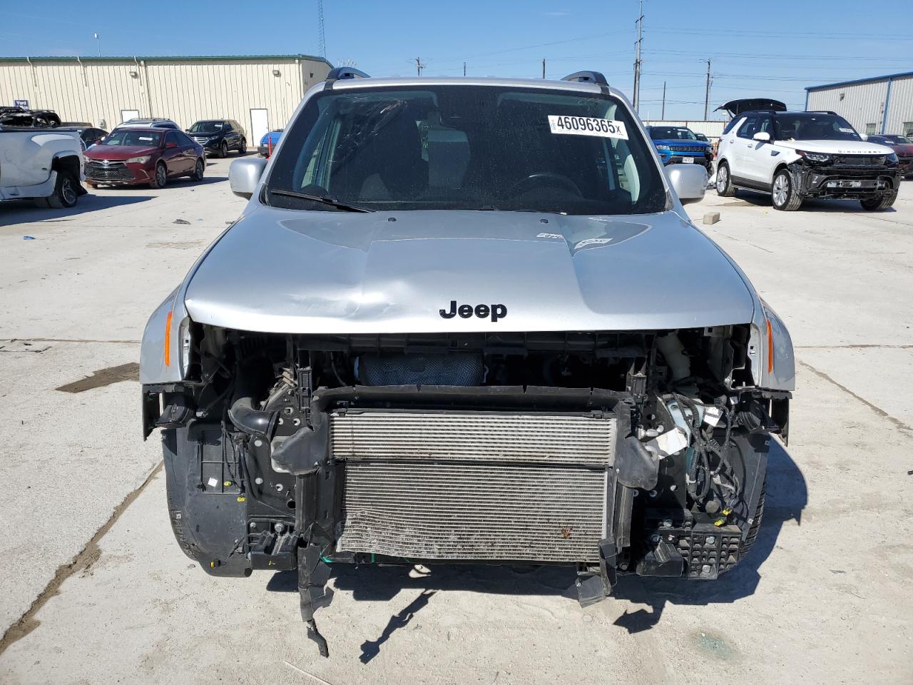 2018 Jeep Renegade - Image 5