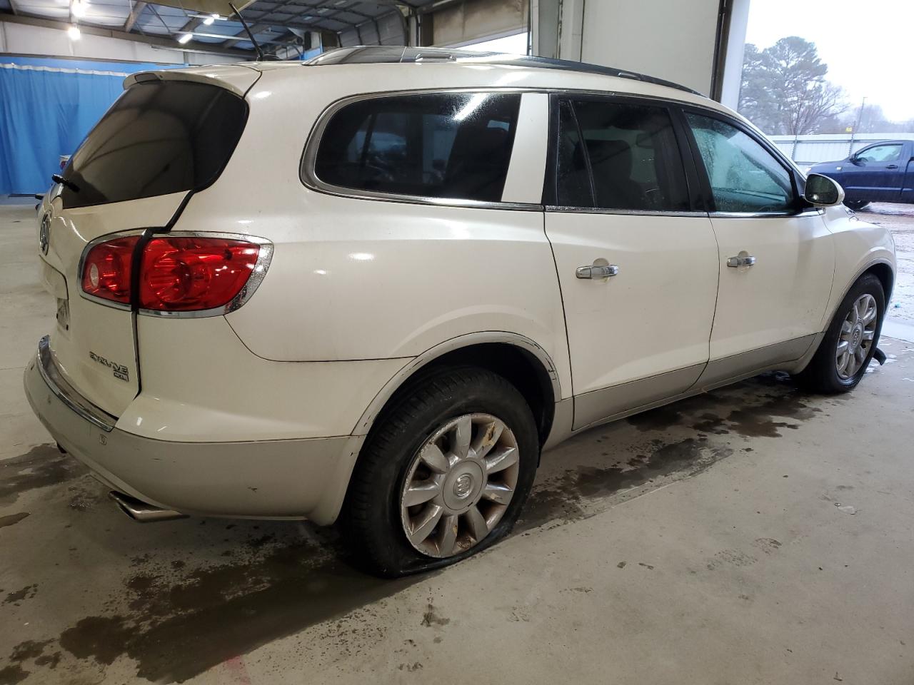 2011 Buick Enclave - Image 3