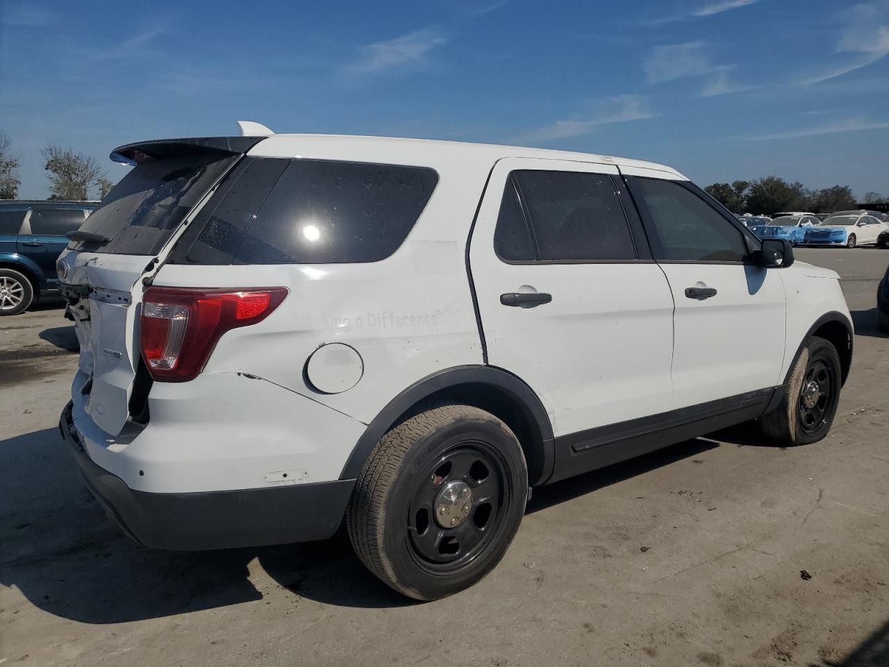 2017 Ford Explorer - Image 3