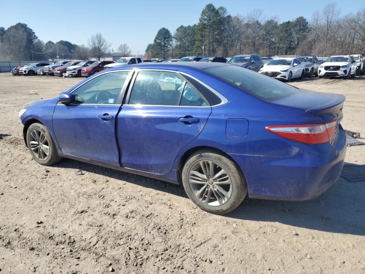 2015 Toyota Camry - Image 2