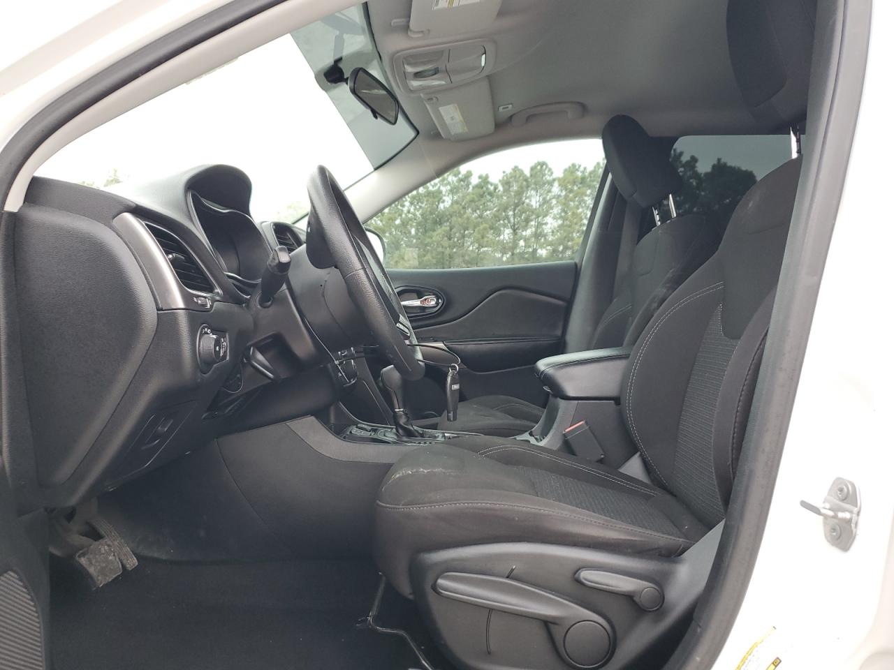 2019 Jeep Grand Cherokee - Image 7
