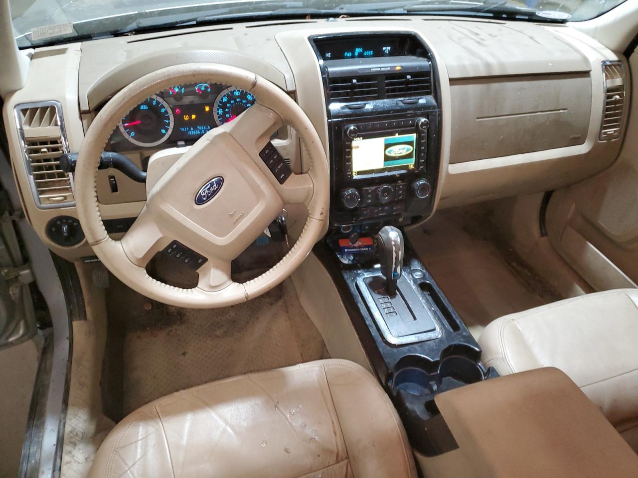 2010 Ford Escape - Image 8