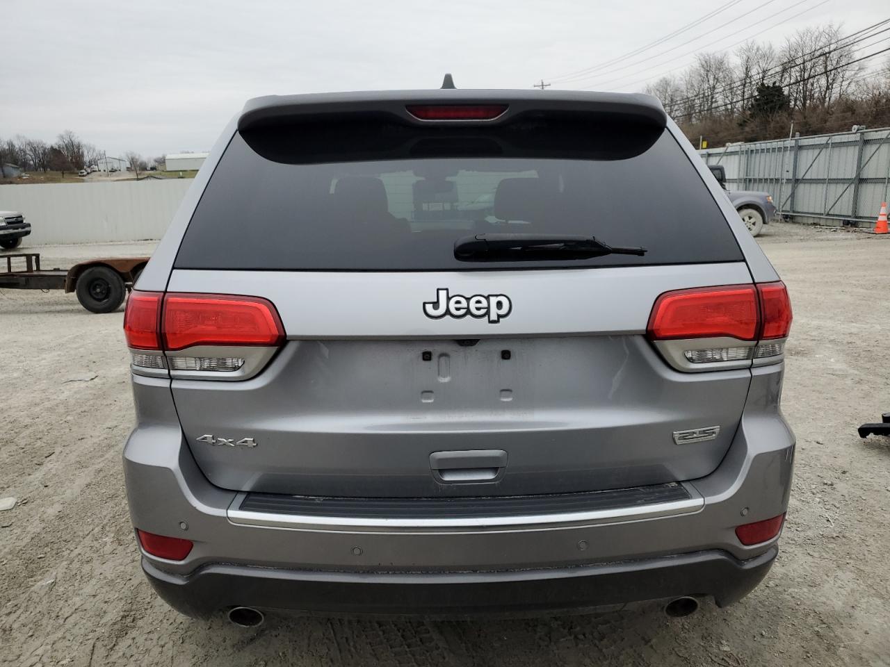 2018 Jeep Grand Cherokee - Image 6