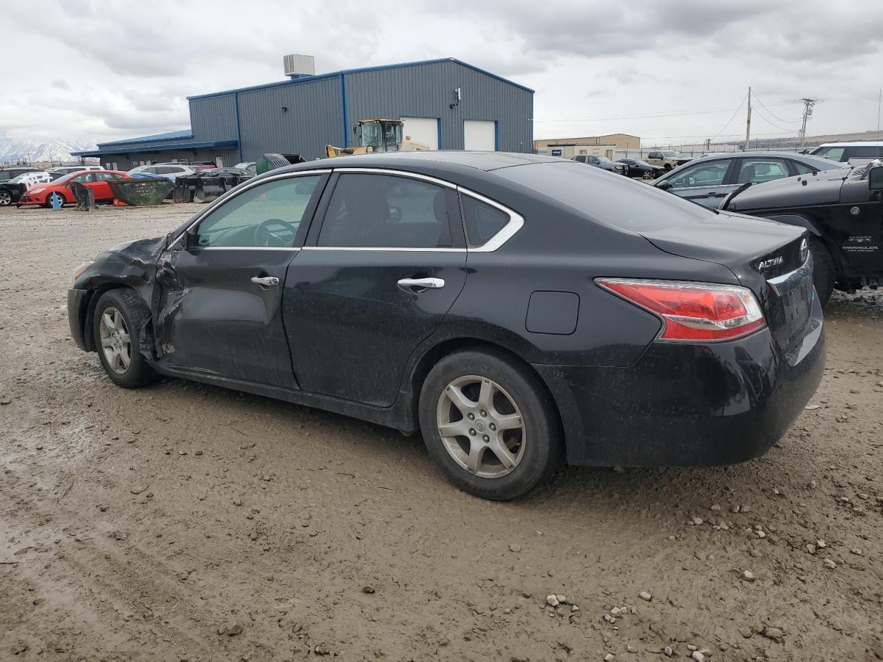 2014 Nissan Altima - Image 2
