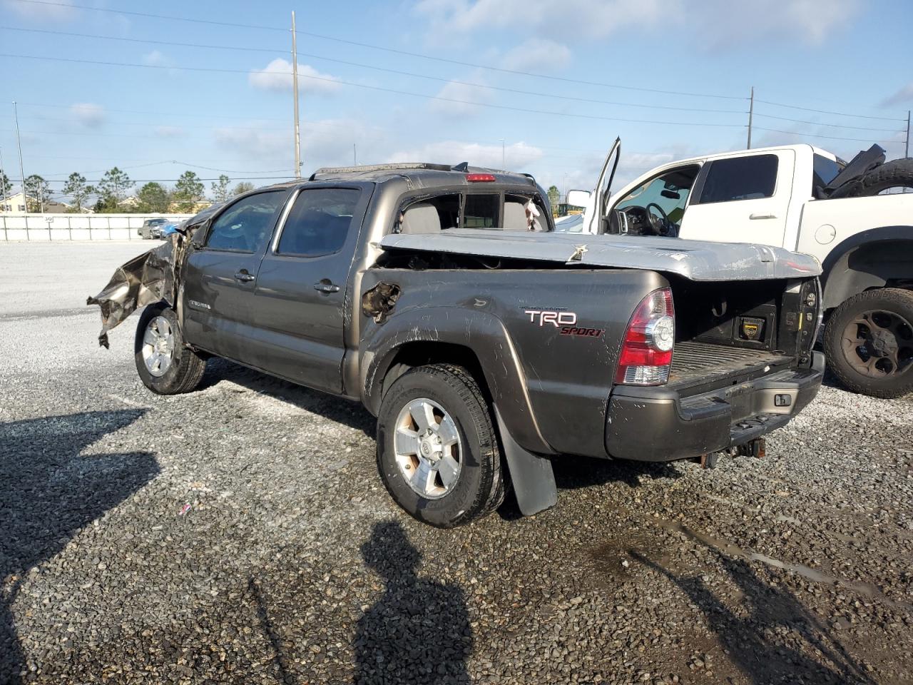 2012 Toyota Tacoma - Image 2