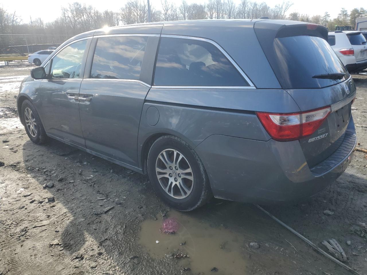 2012 Honda Odyssey - Image 2