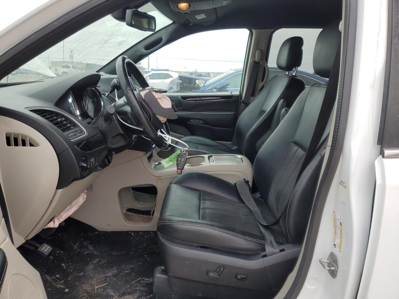 2019 Dodge Caravan - Image 7