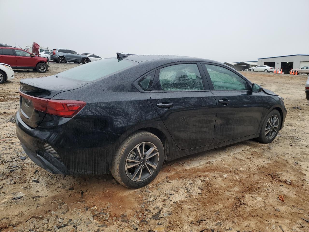 2024 Kia Forte - Image 3