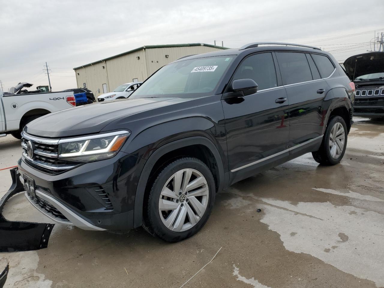 2021 Volkswagen Atlas - Image 1
