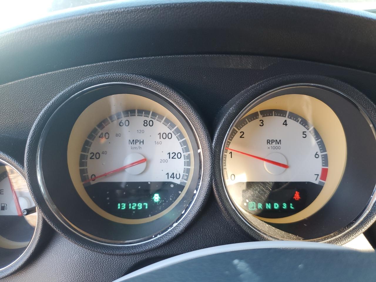 2010 Dodge Charger - Image 9