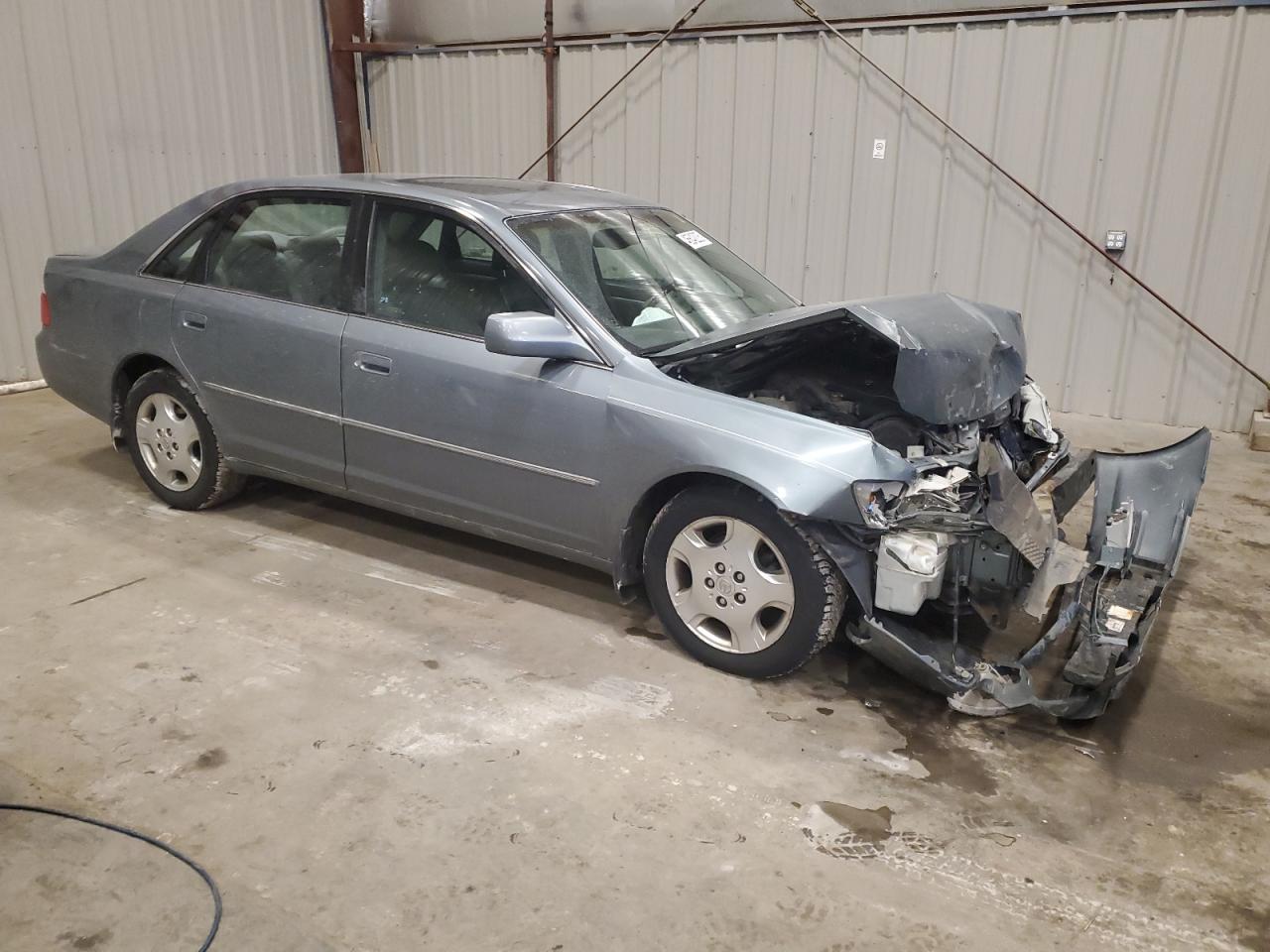 2004 Toyota Avalon - Image 4