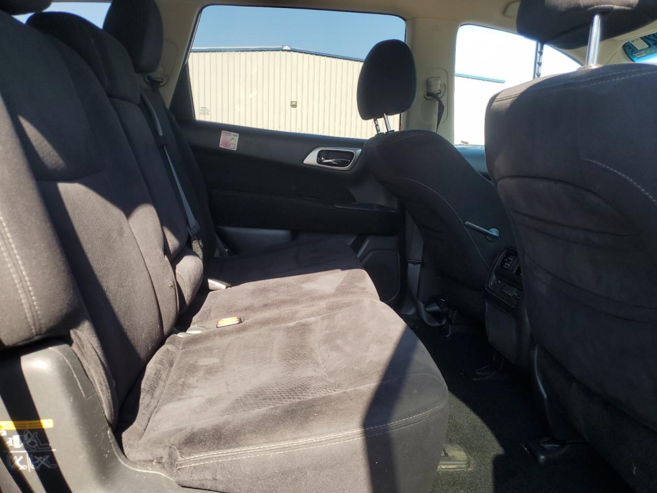 2013 Nissan Pathfinder - Image 10