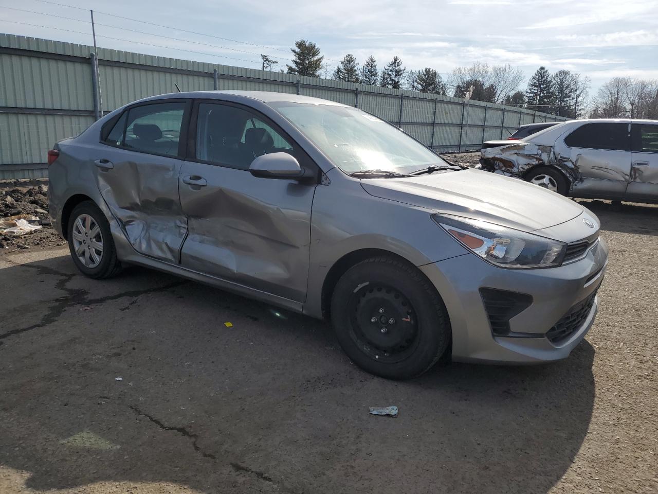 2021 Kia Rio - Image 4