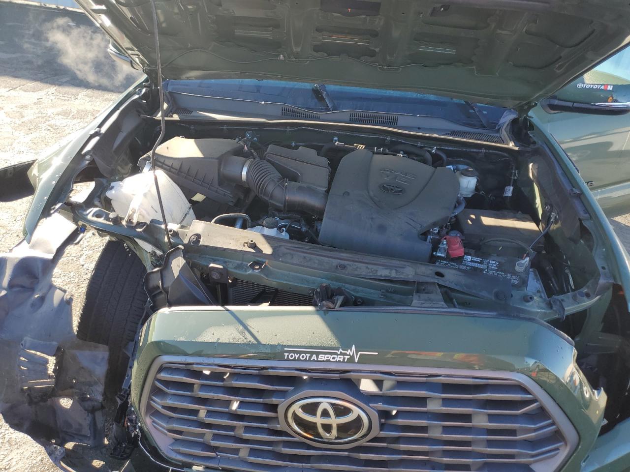 VIN: 3TYRZ5CN5NT021758 2022 TOYOTA TACOMA
