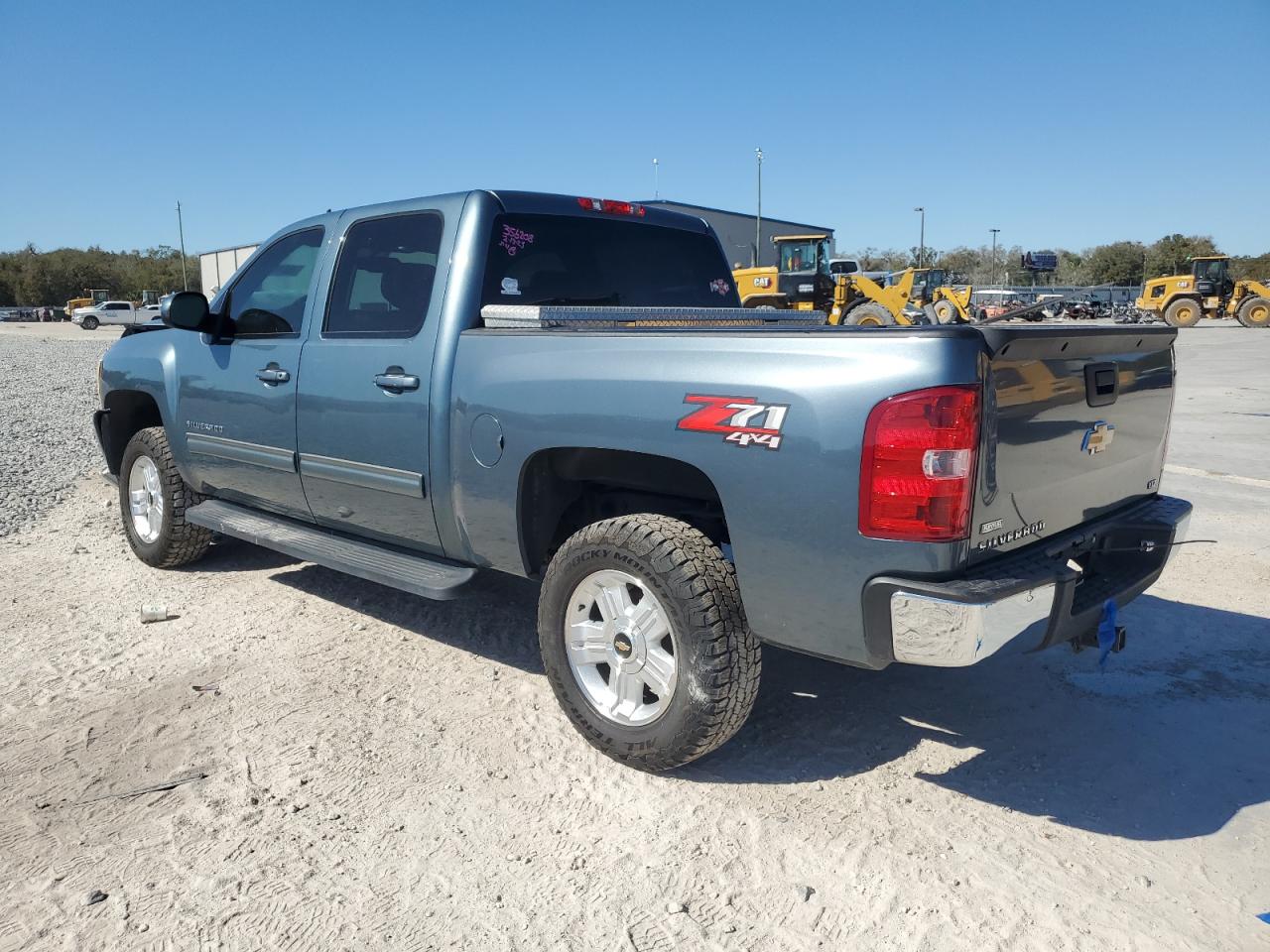 2010 Chevrolet Silverado - Image 2