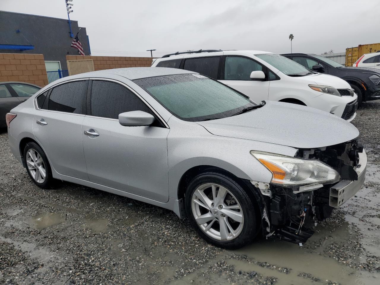 2015 Nissan Altima - Image 4