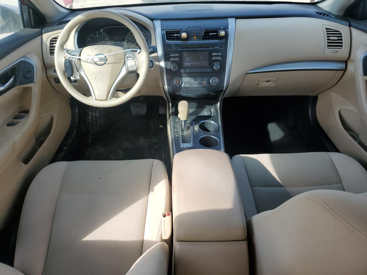 2015 Nissan Altima - Image 8