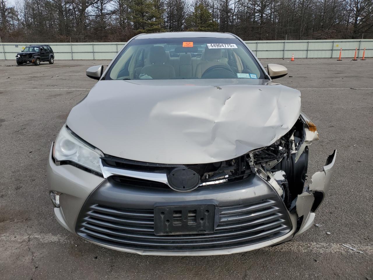 2016 Toyota Camry - Image 5