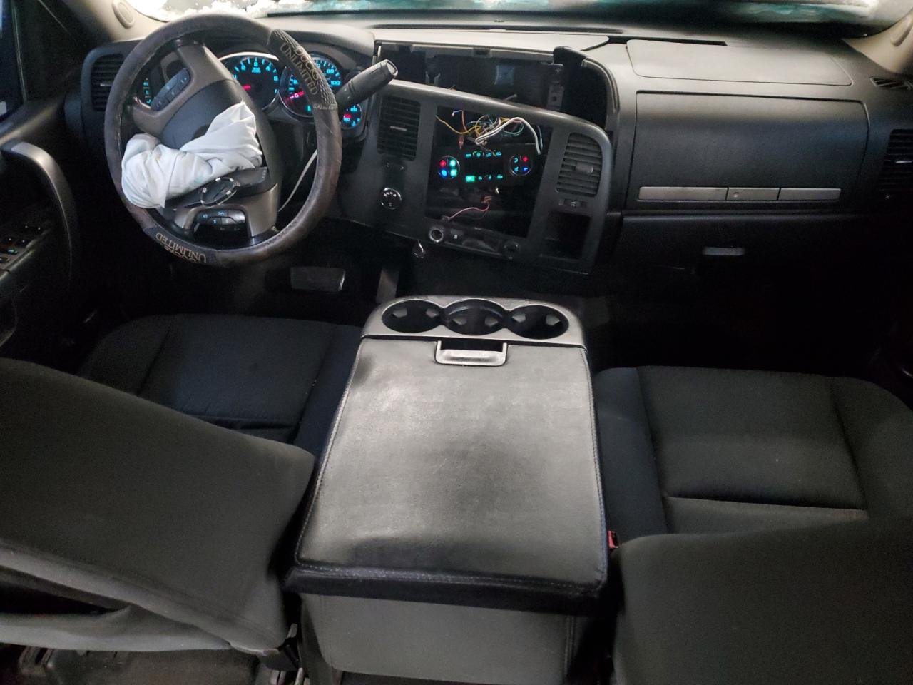 2011 Chevrolet Silverado - Image 8