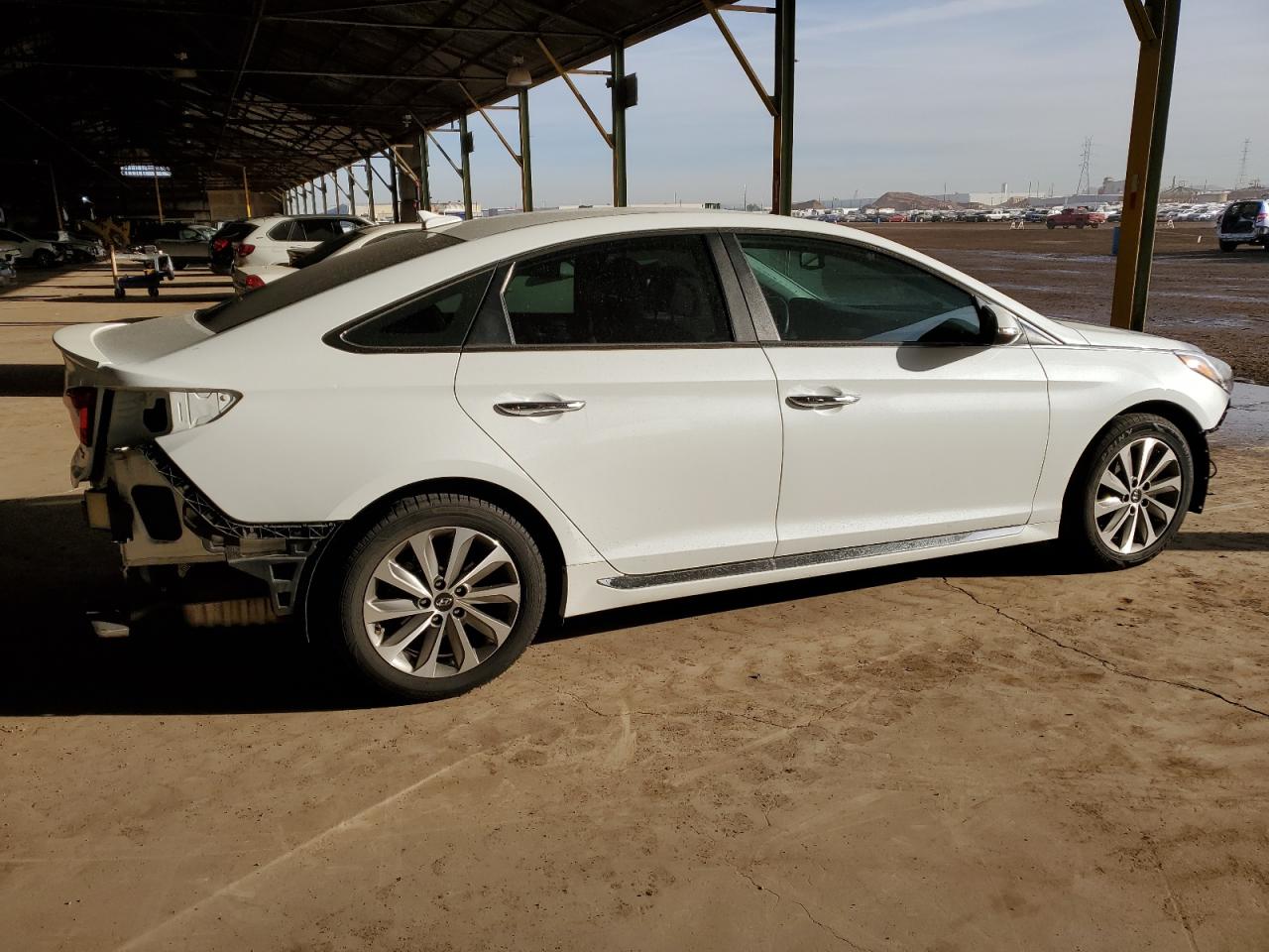2015 Hyundai Sonata - Image 3