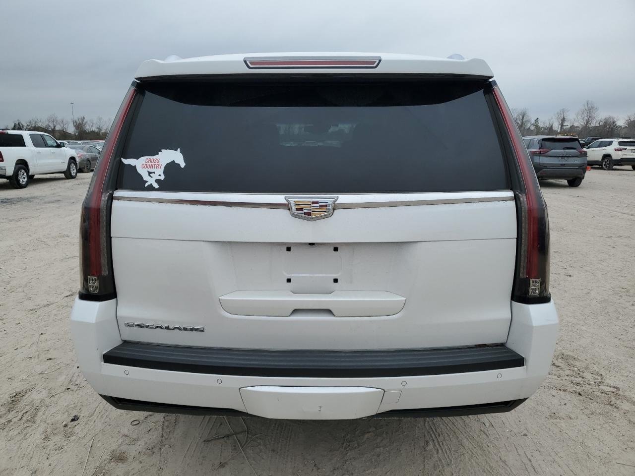 2016 Cadillac Escalade - Image 6