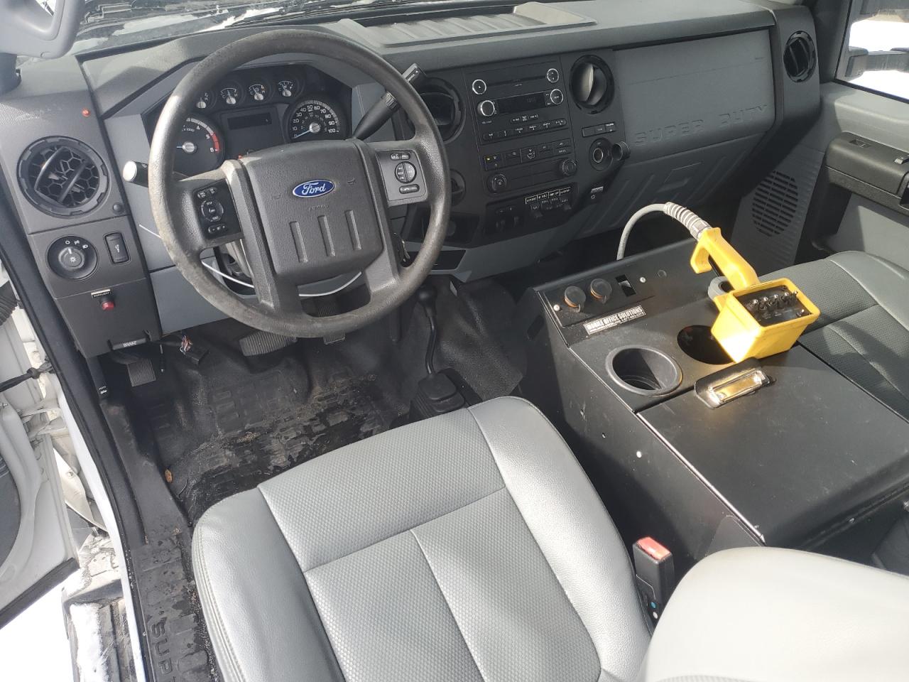 2015 Ford F450 - Image 8