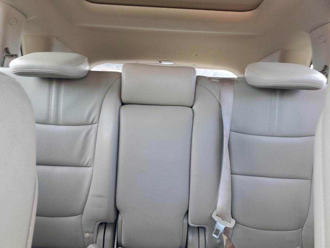2011 Kia Sorento - Image 10