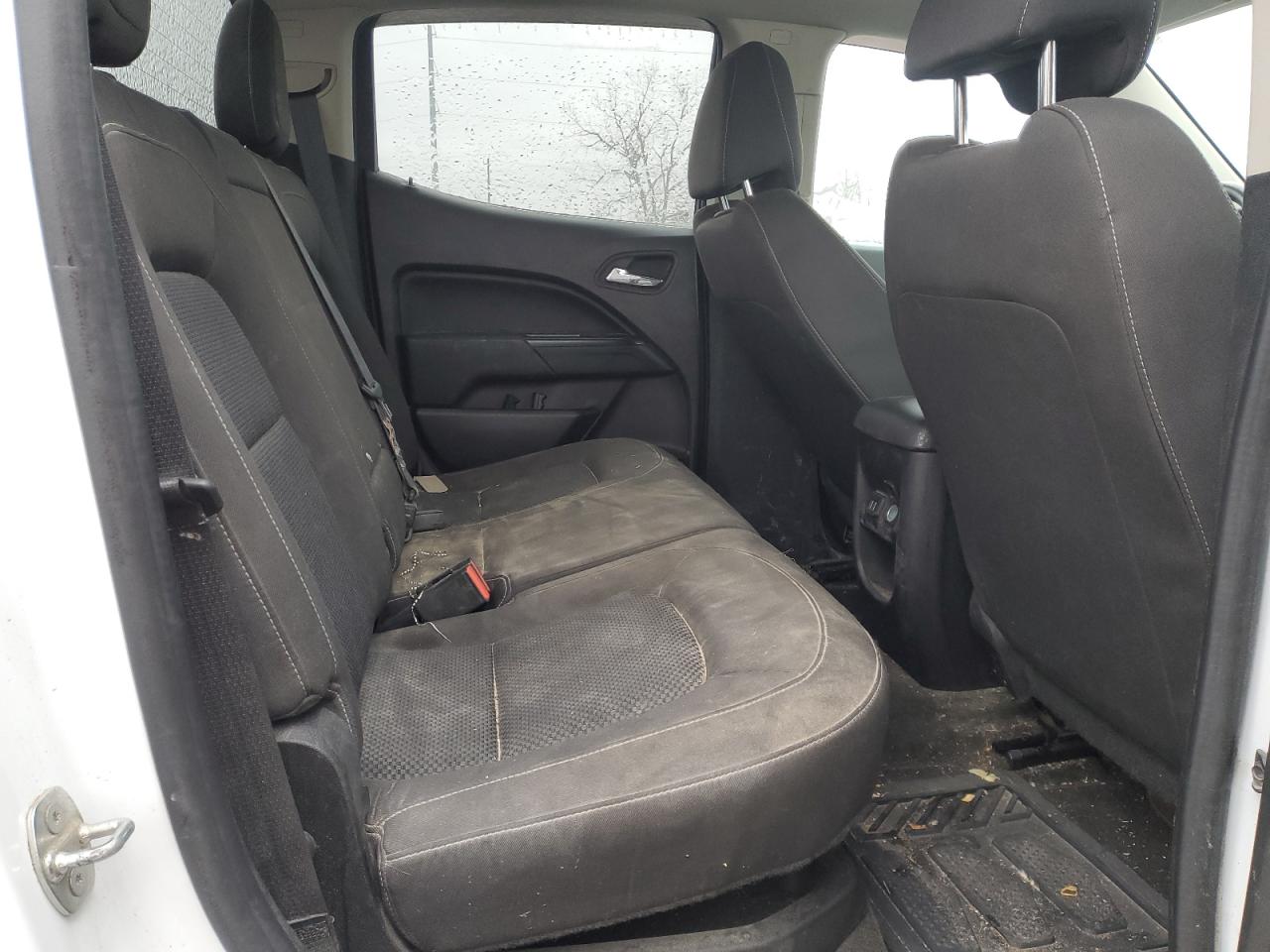 2015 Chevrolet Colorado - Image 10
