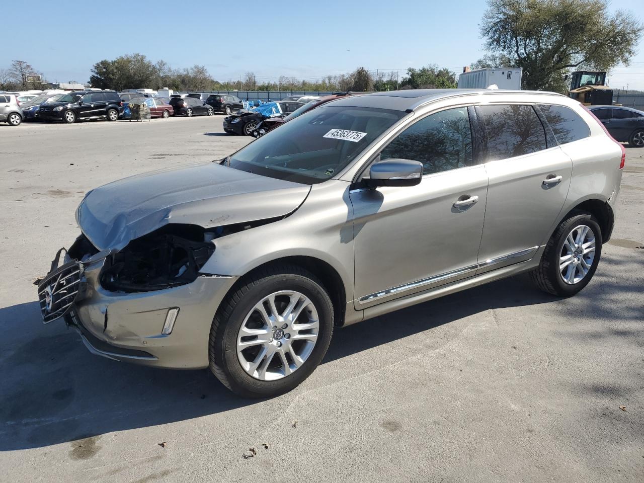 2016 Volvo XC60 - Image 1