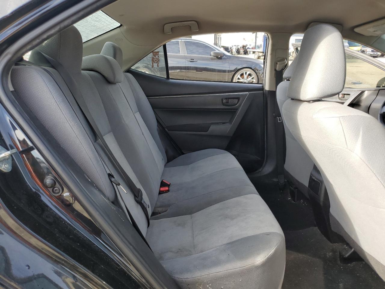 2015 Toyota Corolla - Image 10