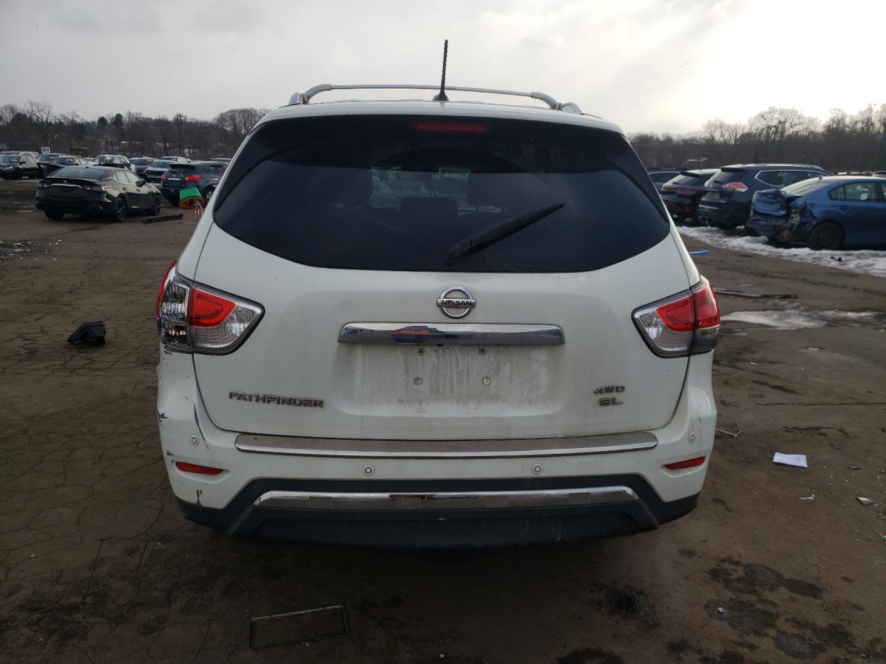 2015 Nissan Pathfinder - Image 6