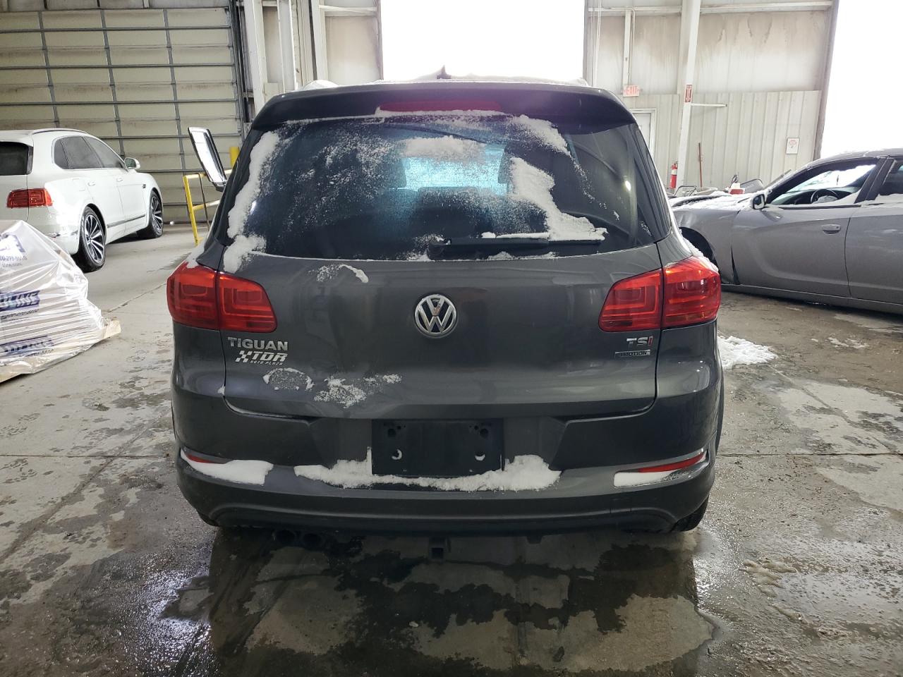 2016 Volkswagen Tiguan - Image 6