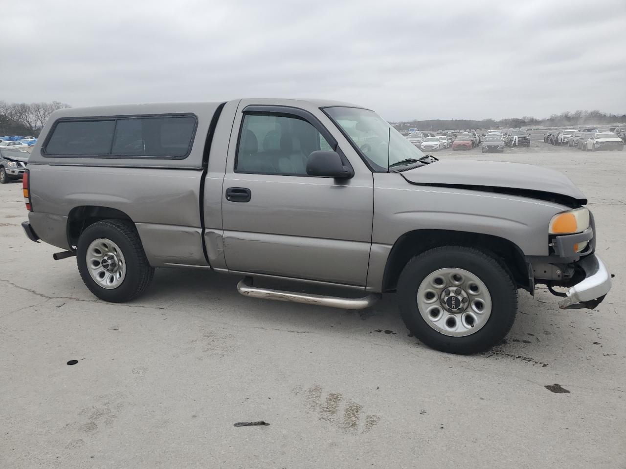 2006 GMC Sierra - Image 4