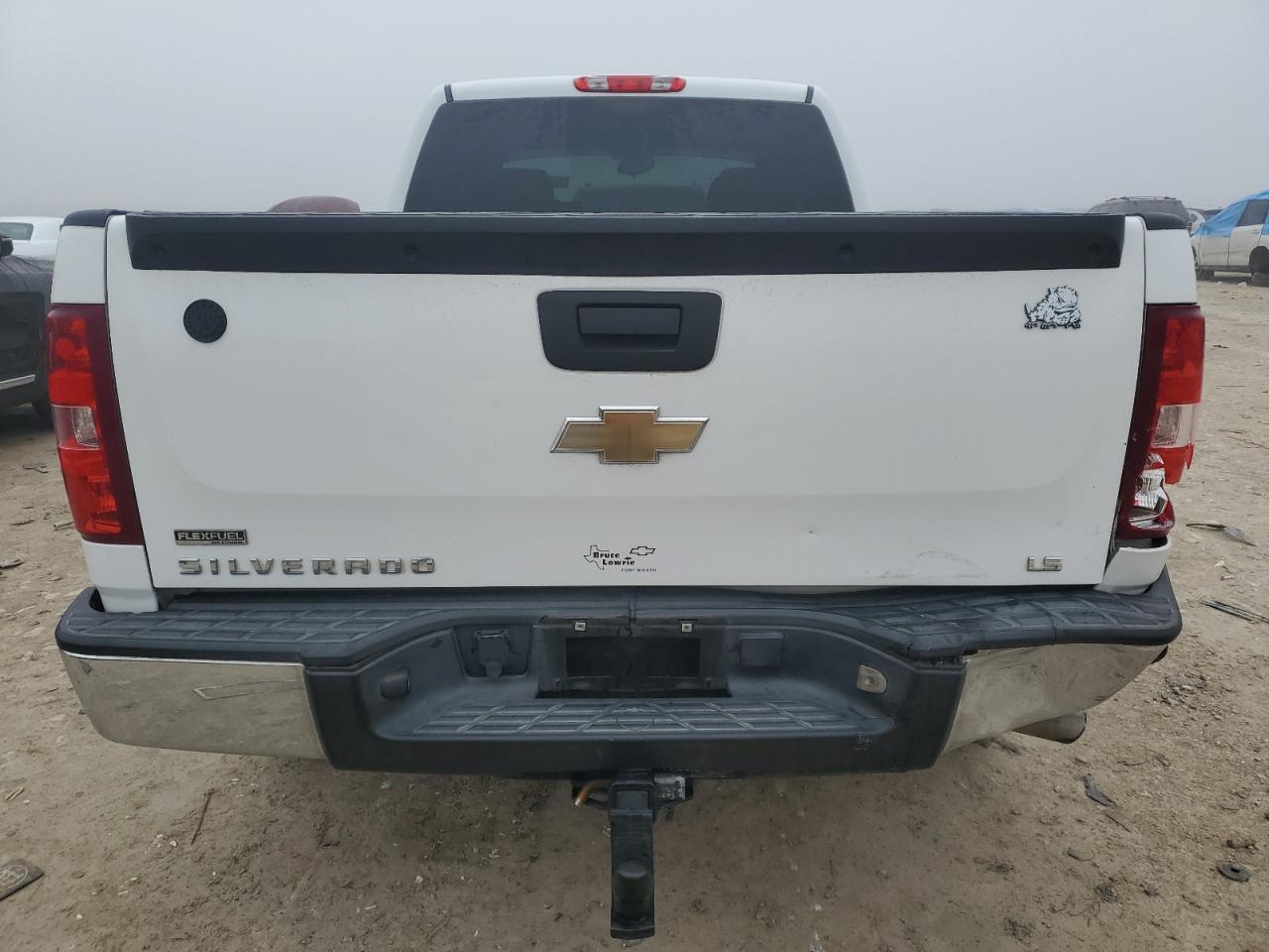 2011 Chevrolet Silverado - Image 6