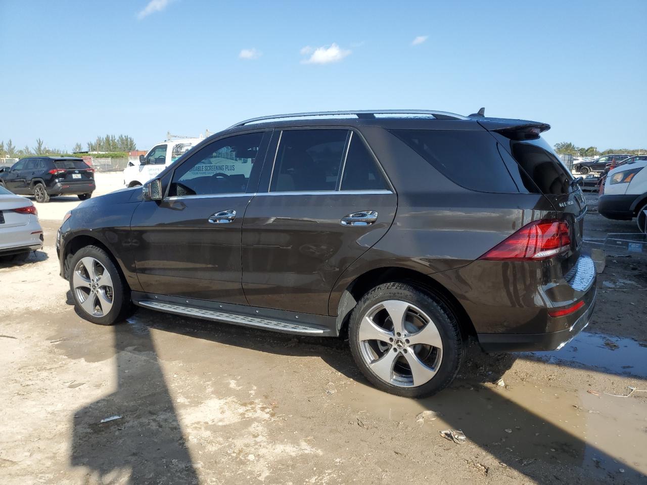 2017 Mercedes-Benz GLE - Image 2