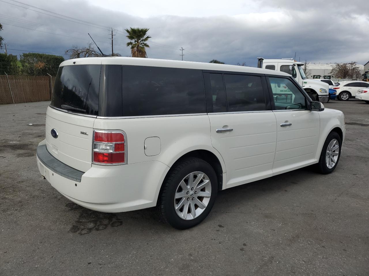 2009 Ford Flex - Image 3