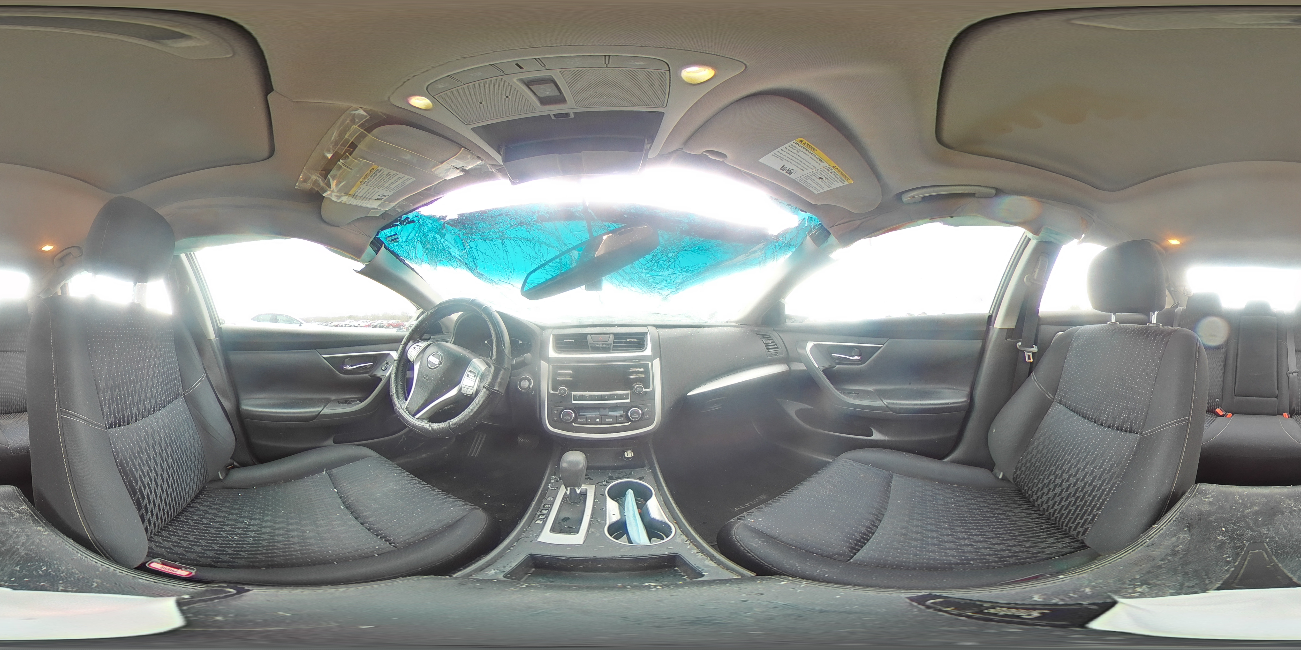 2016 Nissan Altima - Image 13