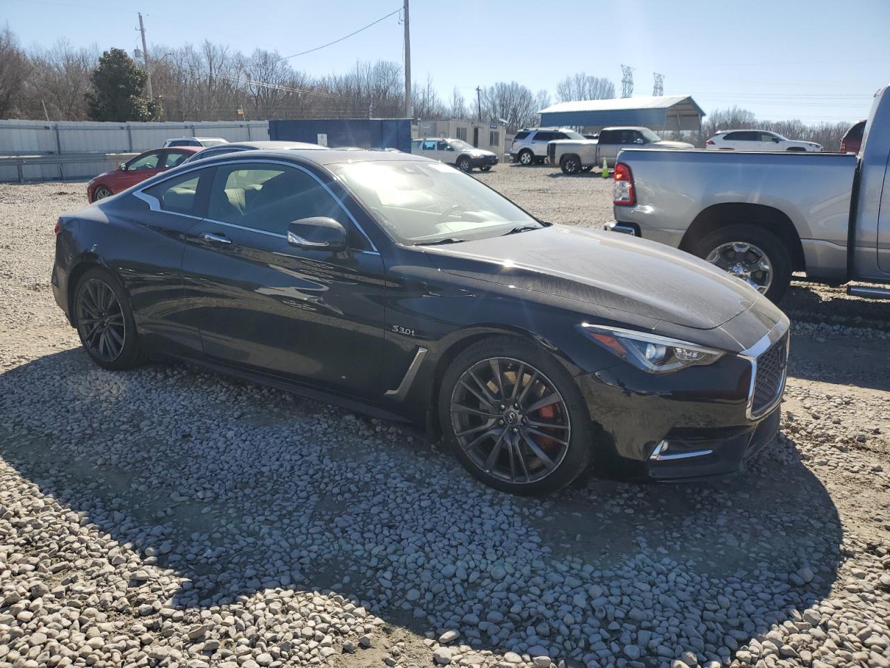 2017 Infiniti Q60 - Image 4