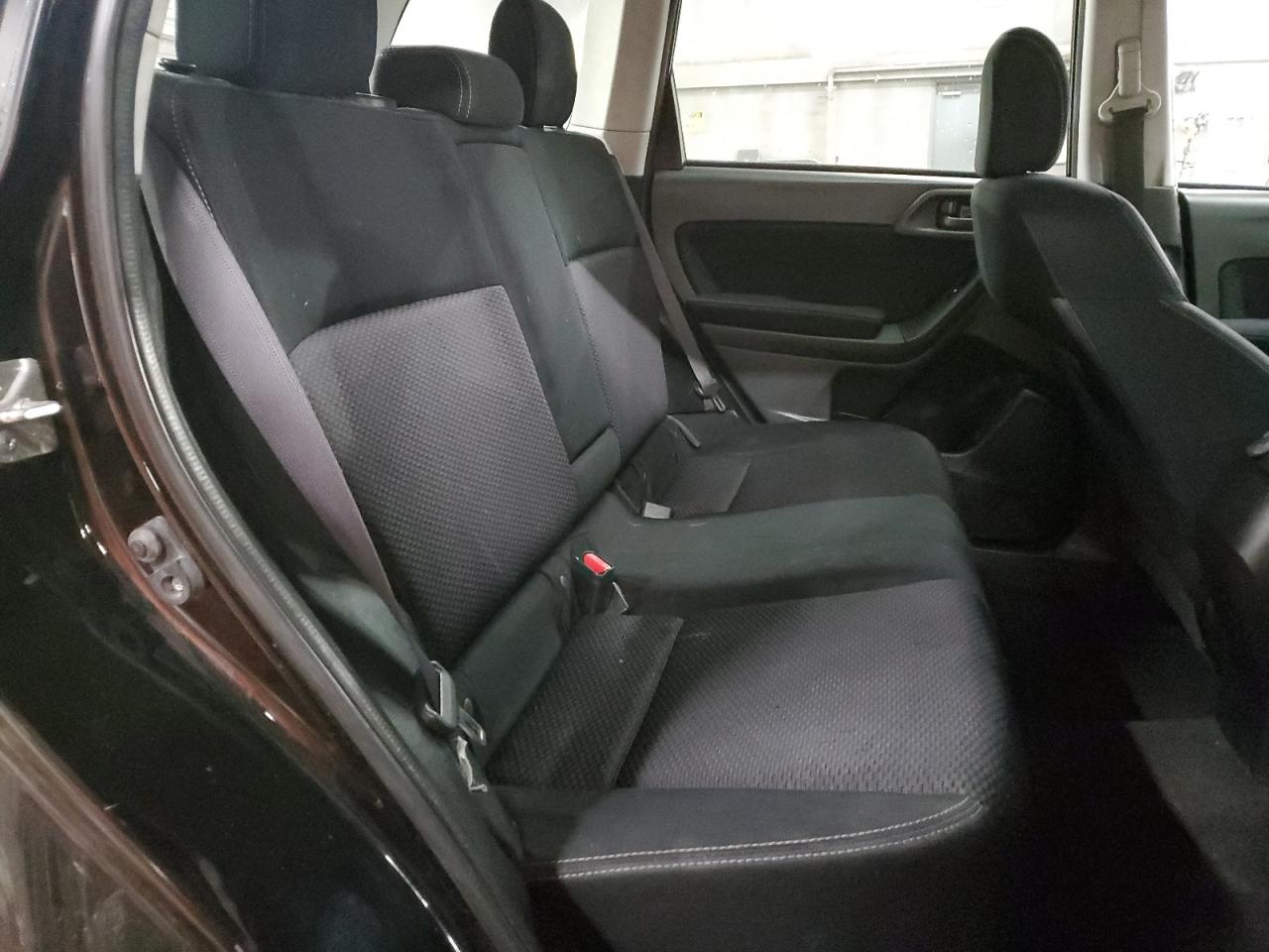 2015 Subaru Forester - Image 10