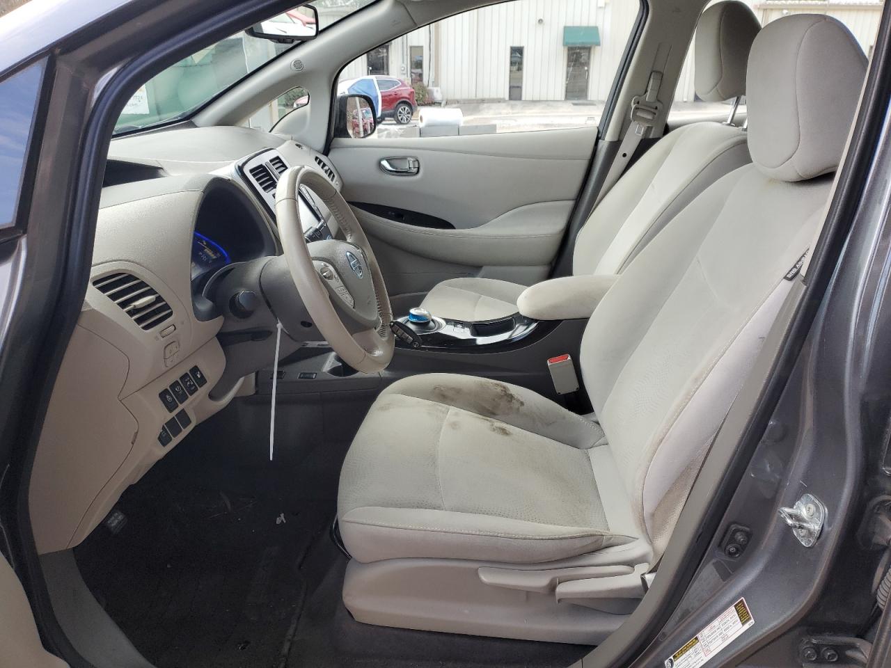 2015 Nissan Leaf - Image 7