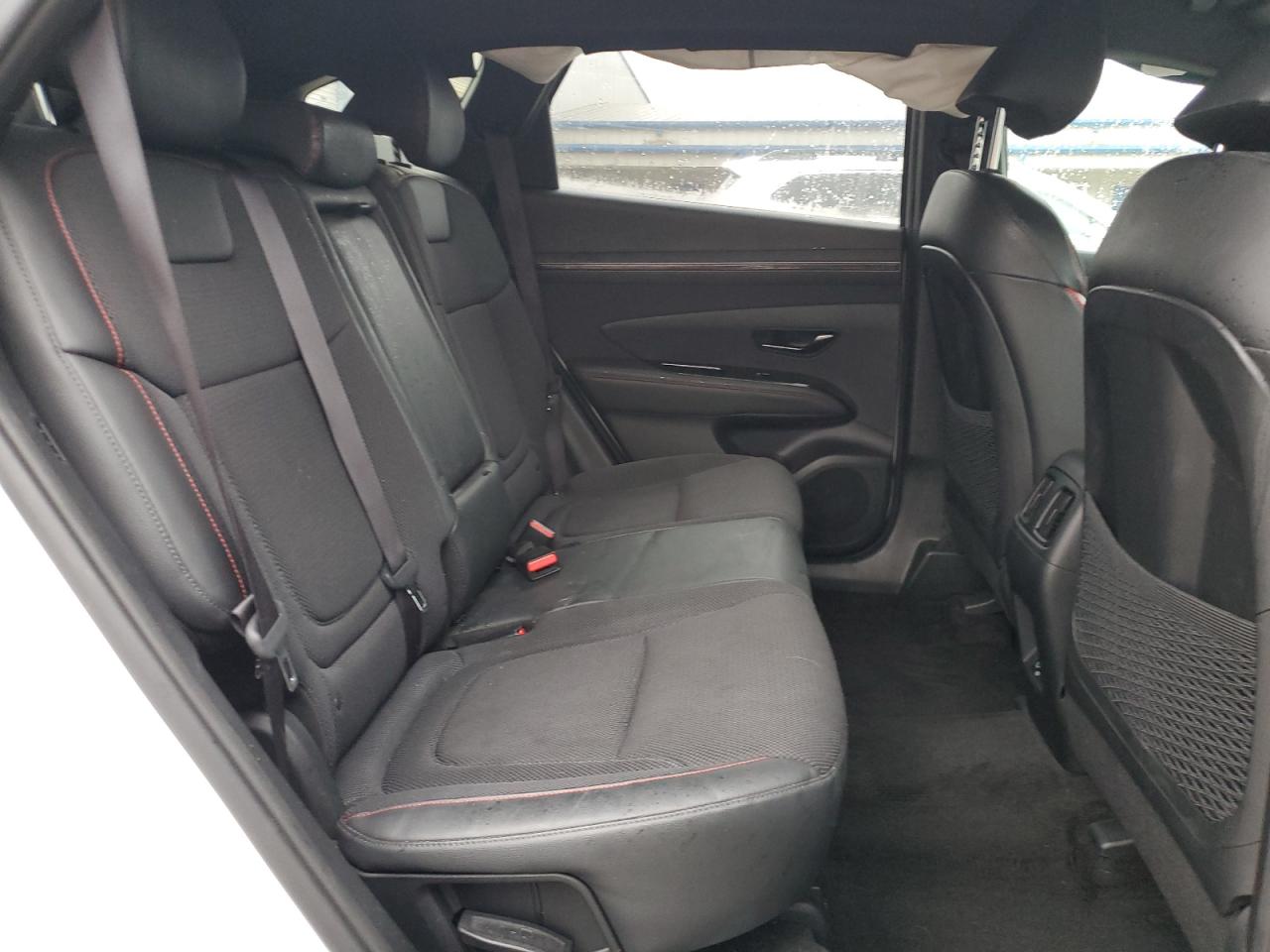 2022 Hyundai Tucson - Image 12