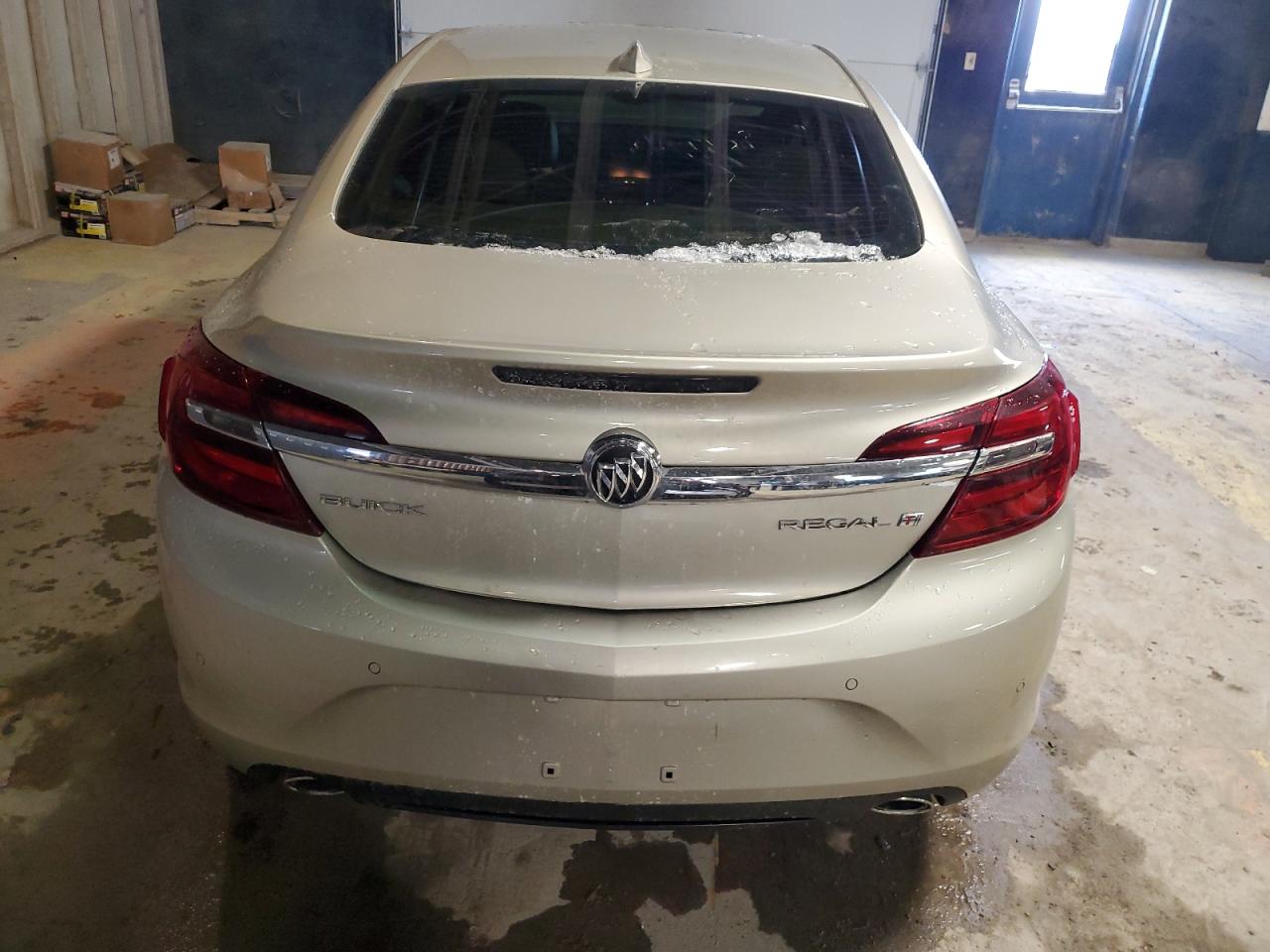 2016 Buick Regal - Image 6