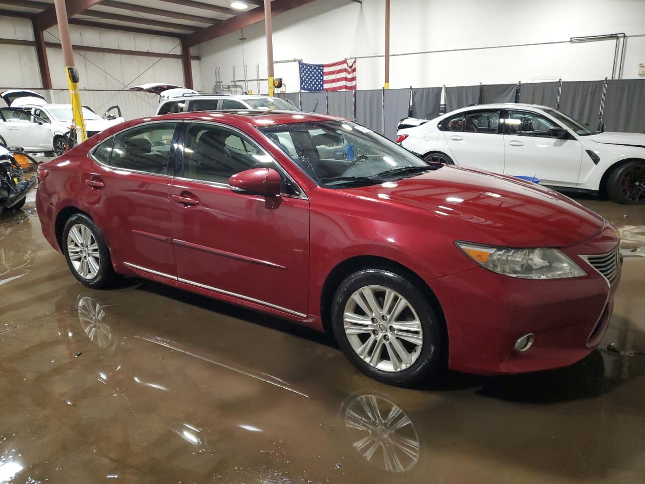 2014 Lexus ES - Image 4