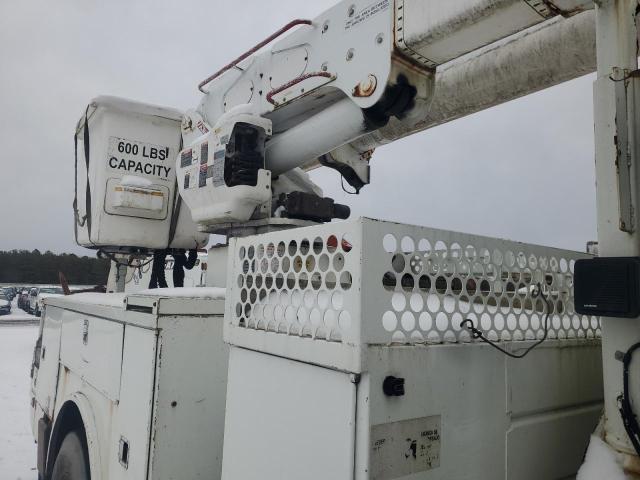 2009 INTERNATIONAL 4000 4400  