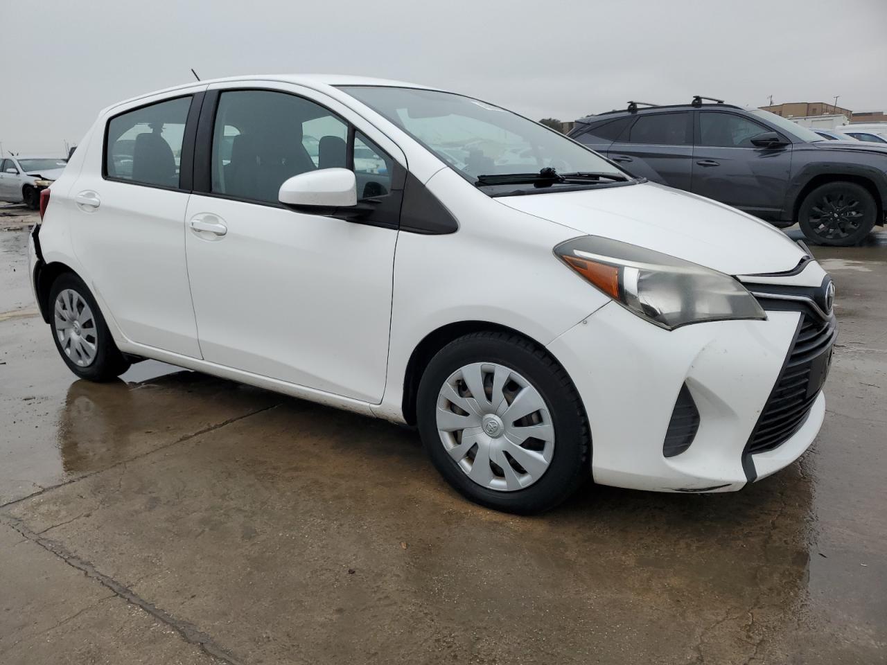 2016 Toyota Yaris - Image 4