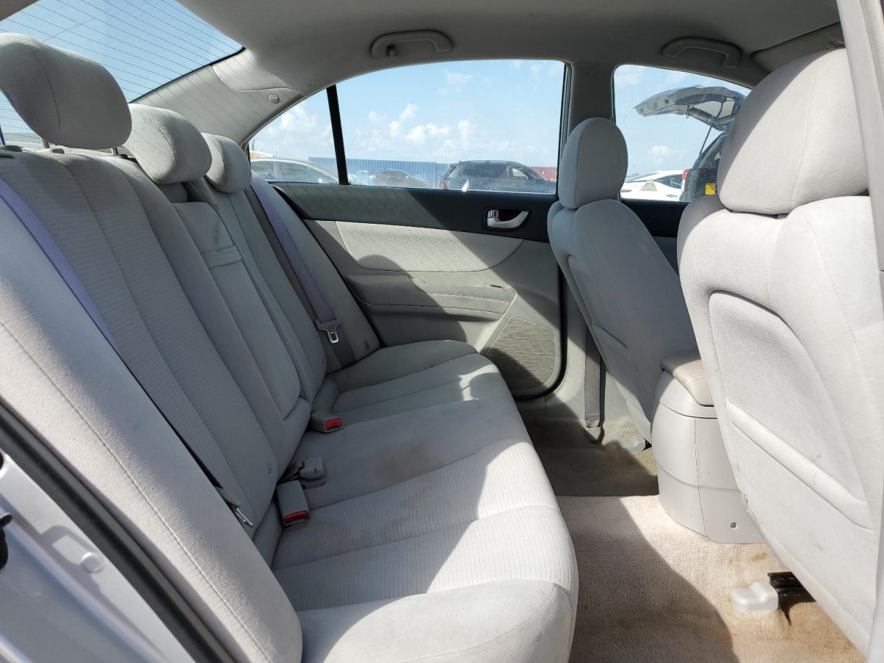 2008 Hyundai Sonata - Image 10