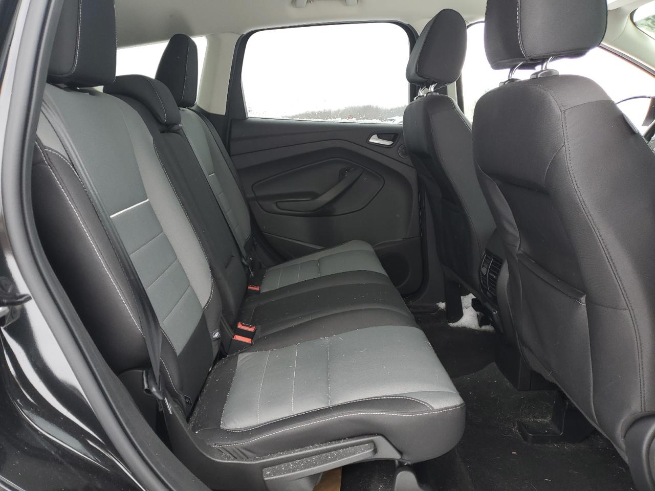 2015 Ford Escape - Image 11