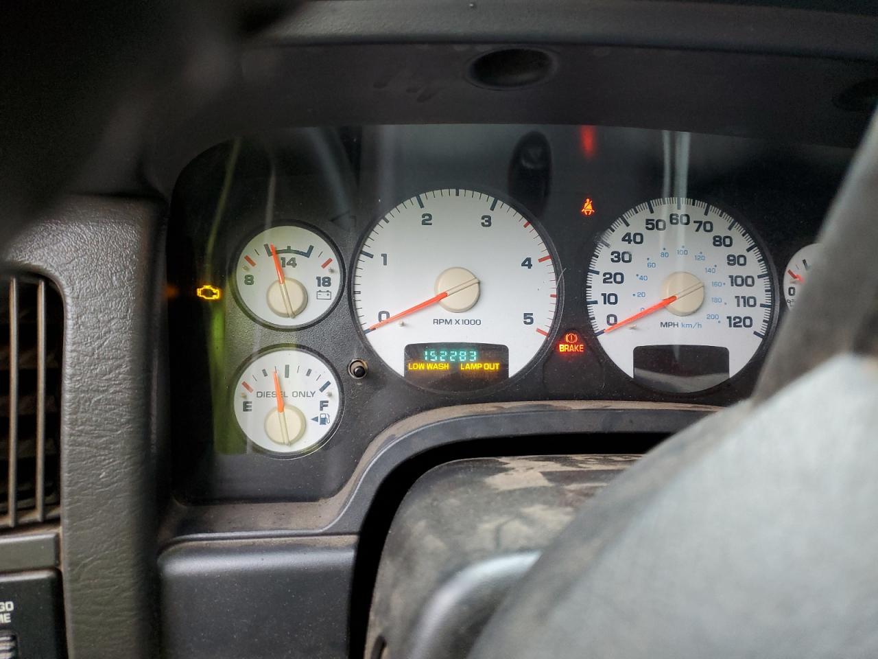 2004 Dodge RAM - Image 9