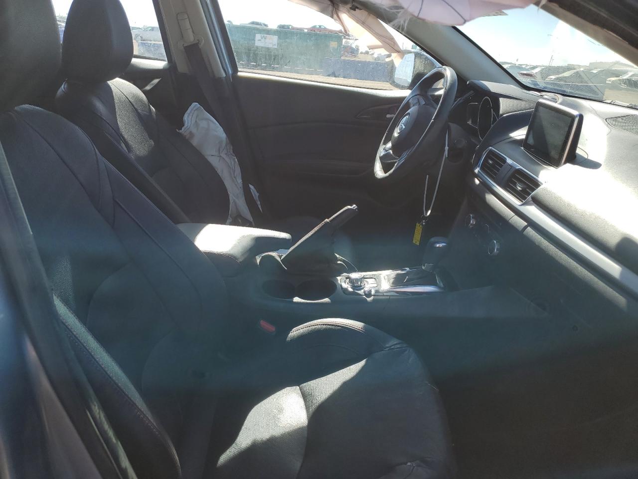 2014 Mazda 3 - Image 7