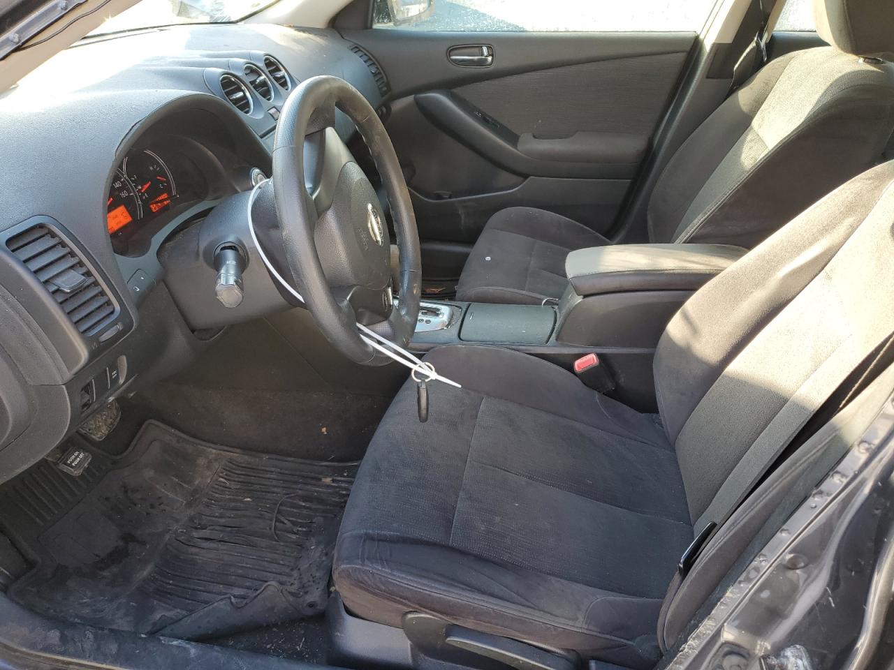 2010 Nissan Altima - Image 7